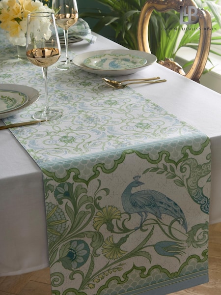 Laurence Llewelyn-Bowen Green Palm Print Court 100% Cotton Table Runner (H74999) | €57
