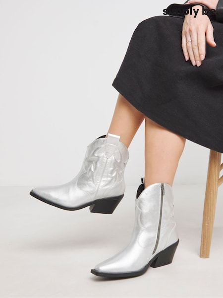 Plateado - Simply Be Embroidered Ankle Western Boots (H75689) | 92 €