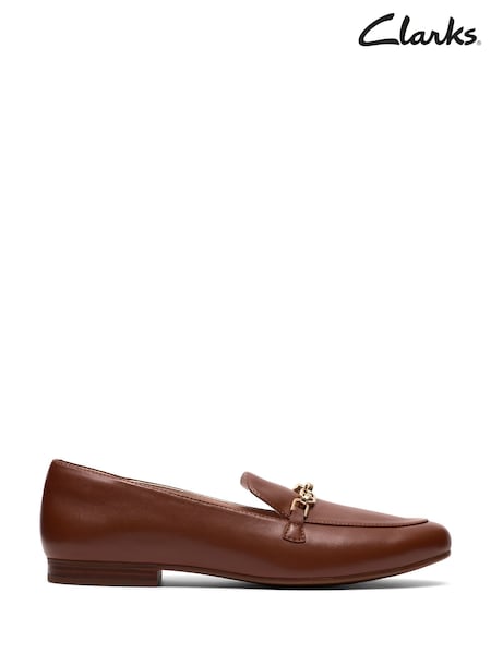 Clarks Brown Tamna Iris Shoes (H87522) | LEI 484