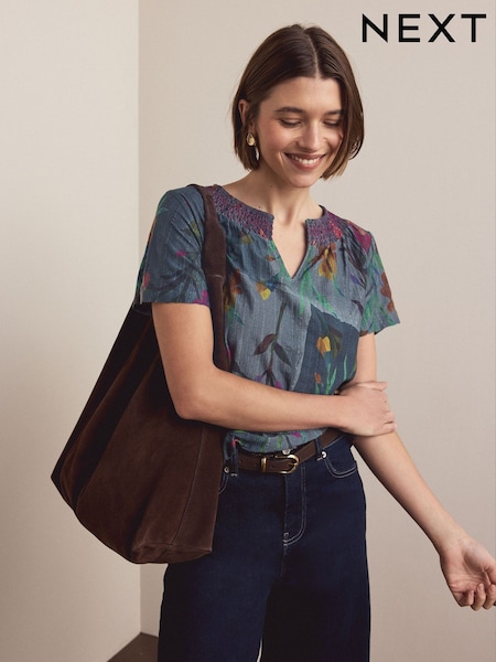 Navy Floral Print Short Sleeve Notch Neck Shirred Bubblehem Top (H90665) | $31