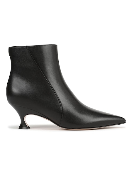 Naturalizer Patrese Regular Fit Ankle Boots (H90900) | €237