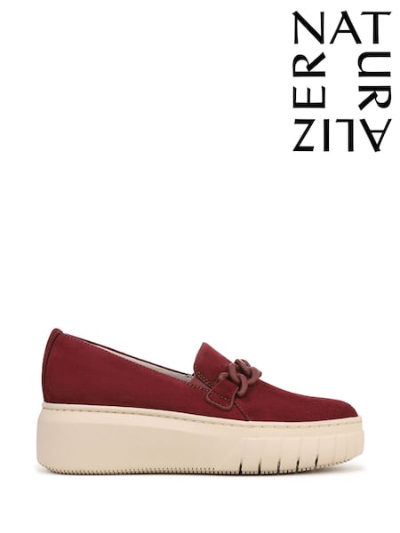 Naturalizer Red Daphne Wide Fit Loafers (H90913) | R$ 1.085