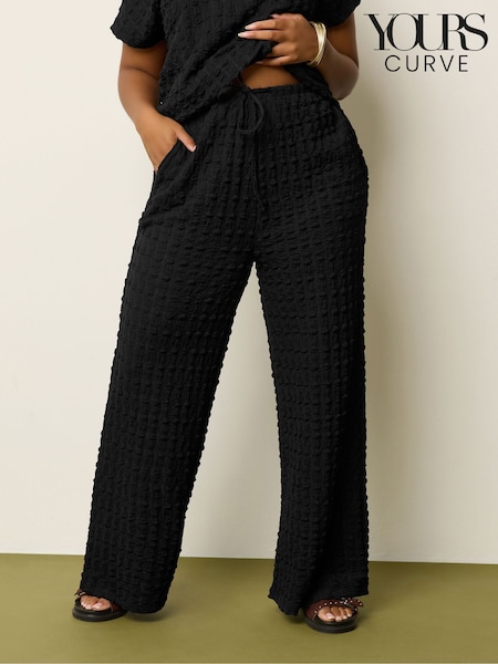 Yours Curve Black Wide Fit Bubble Texture Wide Leg Trousers (H91623) | R$ 285