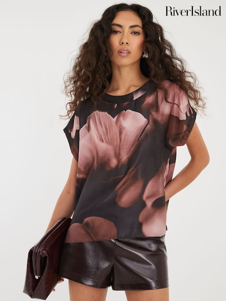 River Island Pink Printed Cuffed T-Shirt (H92166) | R$ 295
