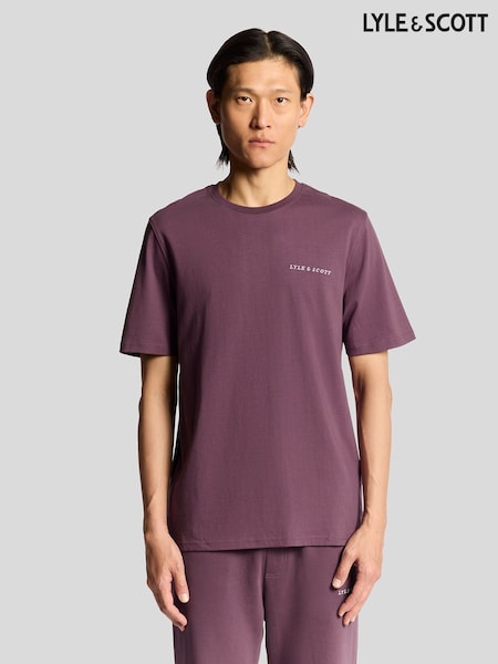 Lyle & Scott Script T-Shirt (H93542) | € 46