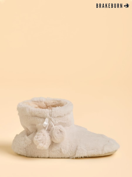 Brakeburn Cream Cedar Strolls Slippers (H95781) | R$ 325