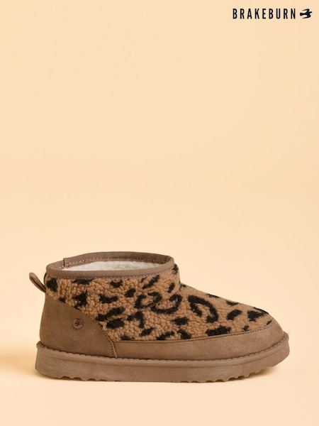 Brakeburn Brown Winters Embrace Slippers (H95792) | AED204