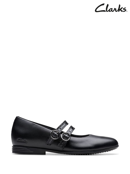 Clarks Black Finja Bar Older Shoes (H97110) | €45
