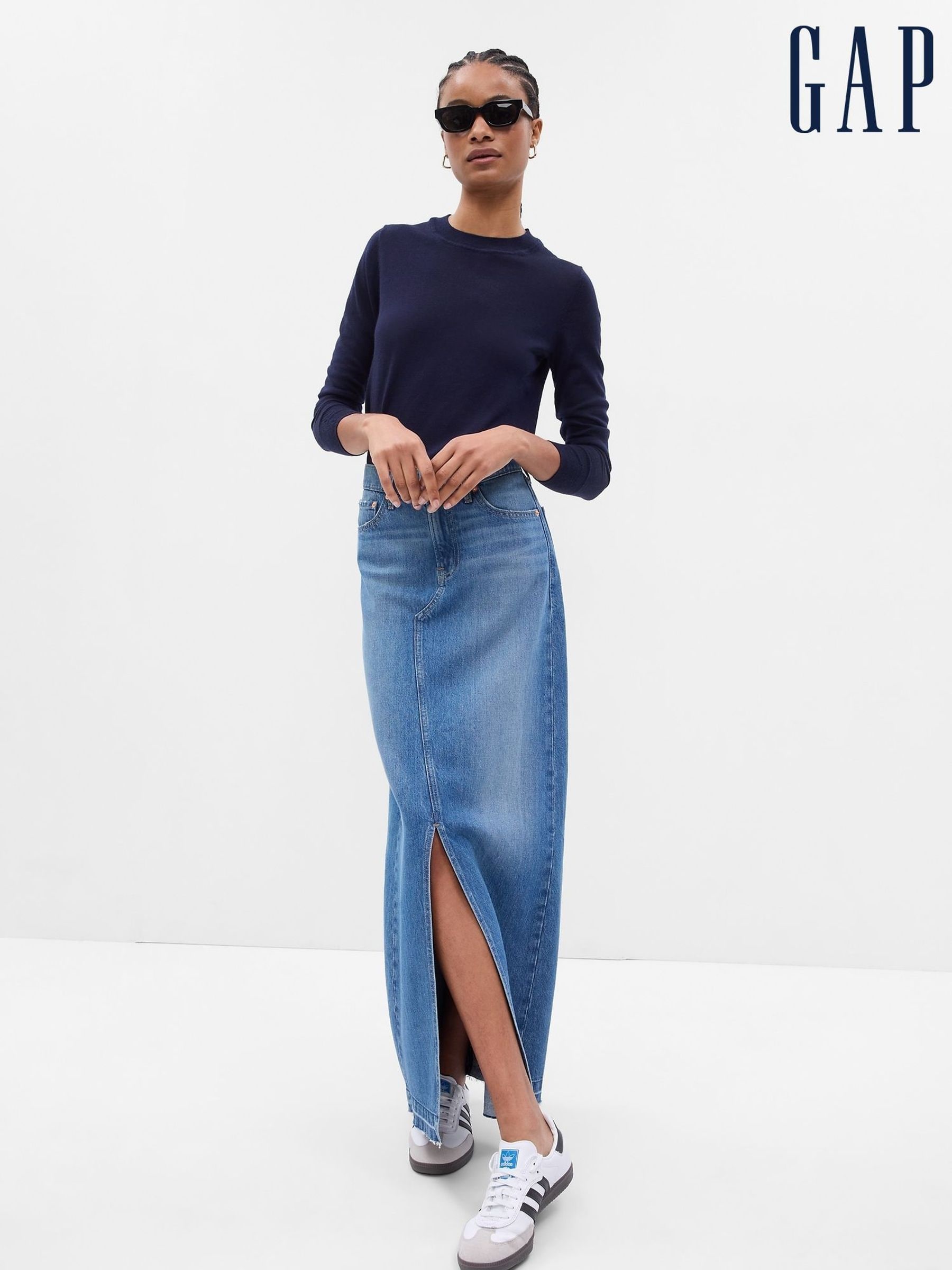 Gap blue jumper shop