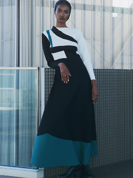 leem Panelled Jacquard Knitted Skirt (K24888) | €47