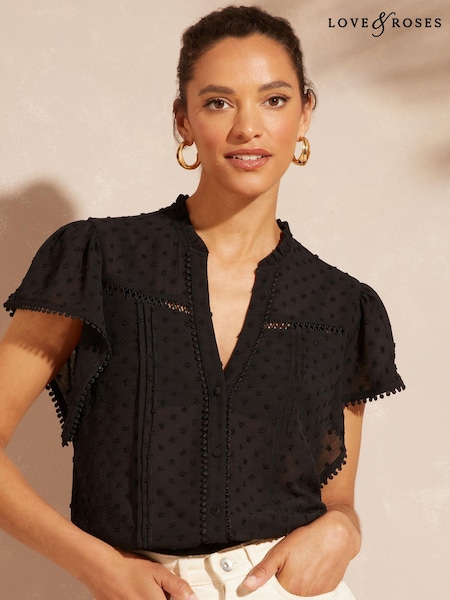 Черный - Love & Roses Dobby Spot Ruffle V Neck Flutter Sleeve Blouse (K35579) | €11