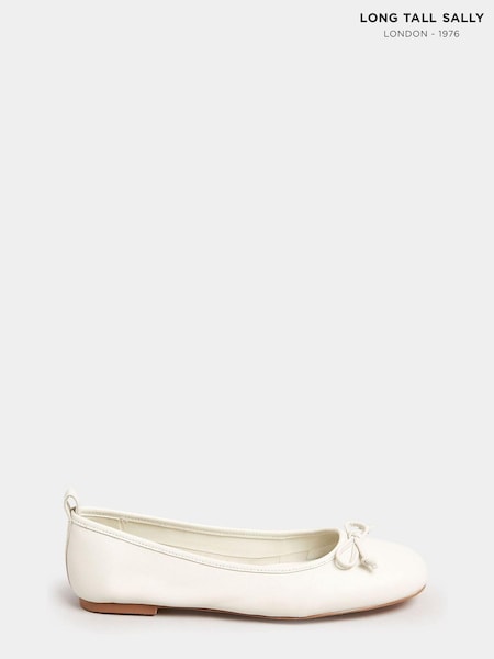 Bela - Long Tall Sally Leather Ballerina (K52018) | € 30