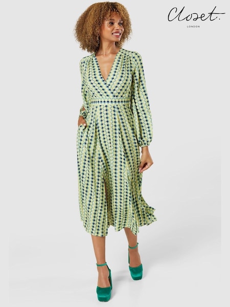 Closet Green Full Skirt Wrap Dress (K52677) | €80