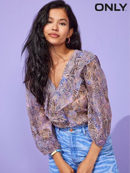 ONLY Blue V Neck Ruffle Blouse (K61686) | €13.50