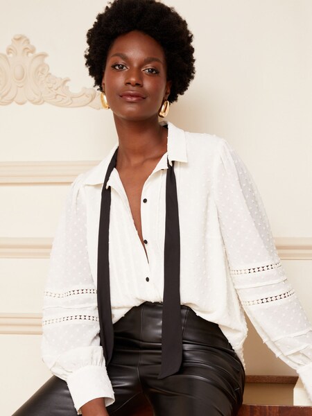 Fildeș alb - Love & Roses Long Sleeve Dobby Contrast Tie Button Through Shirt (K62235) | 139 LEI