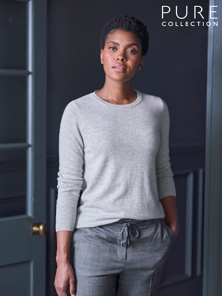 Pure Collection Cashmere Crew Neck Sweater (K72240) | €222