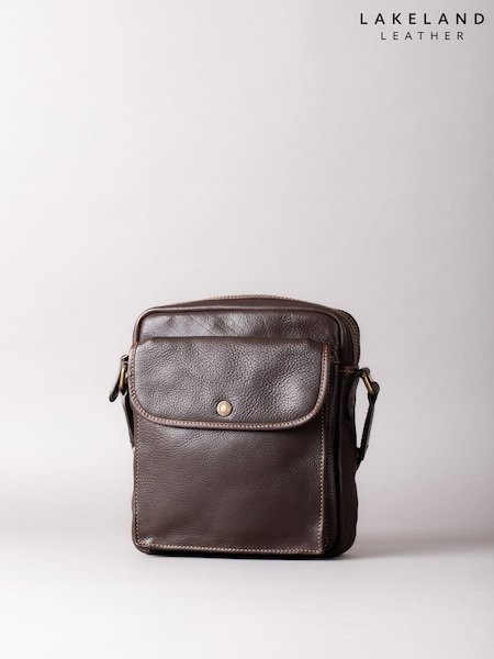 Lakeland Leather Brown Kelsick Leather Reporter Bag (K77788) | €65