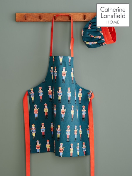 Catherine Lansfield Green Kids Christmas Nutcracker 100% Cotton Hat and Apron (K80881) | €13