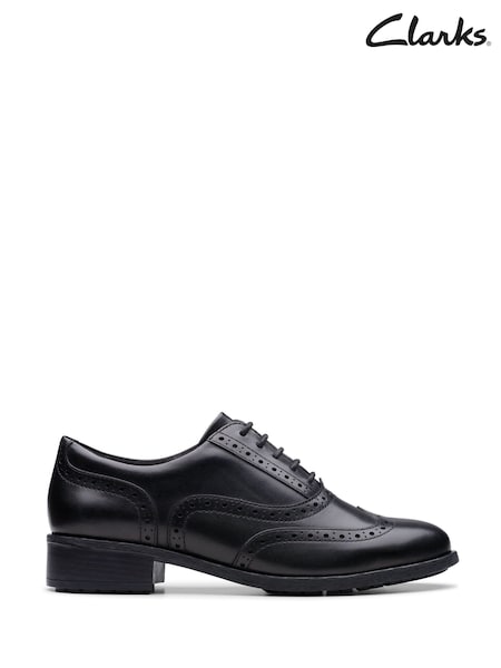 Clarks Black Leather Havisham Oak Shoes (K81261) | €86