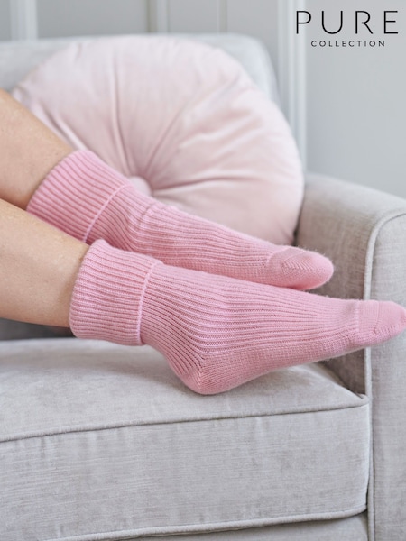 Pure Collection Pink Cashmere socks (K82180) | 32 €