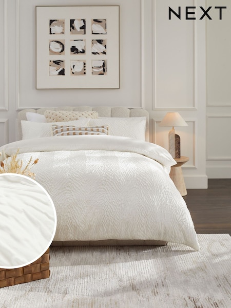 Cream Embossed Animal Texture Duvet Cover and Pillowcase Set (K82409) | €31 - €64