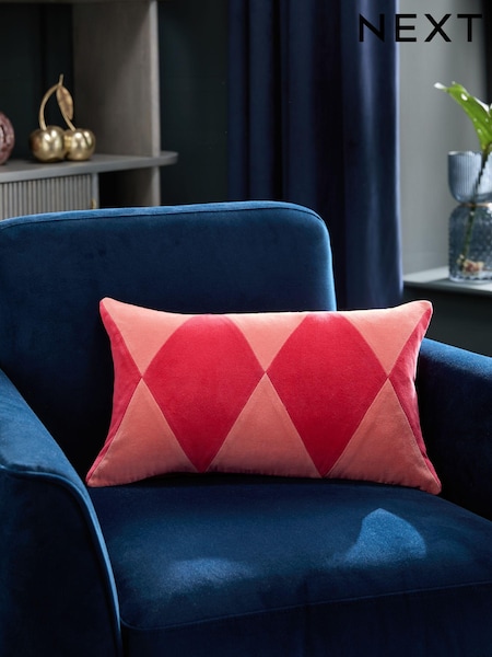 Pink Quinn Velvet Cushion (K84546) | €14