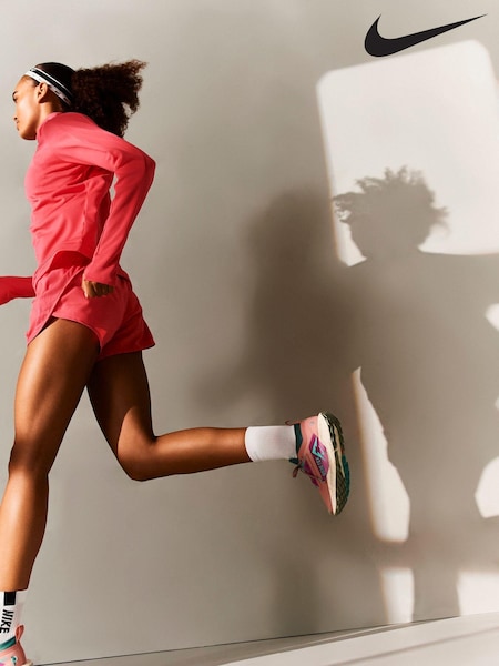 Nike Bright Pink Fast Tempo Dri-FIT Running Shorts (K84628) | €24