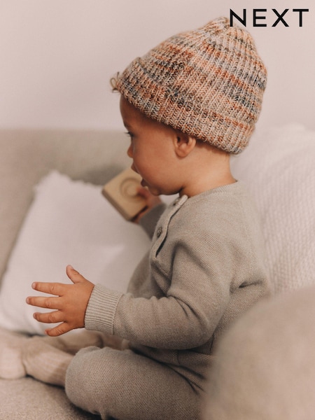 Knitted Baby Beanie Hat (0mths-2yrs) (K85098) | €6