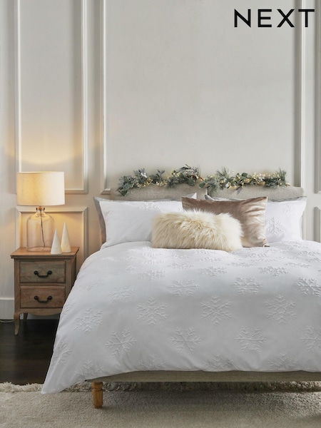 White Snowflake Embossed Christmas Duvet Cover and Pillowcase Set (K85626) | AED91 - AED187