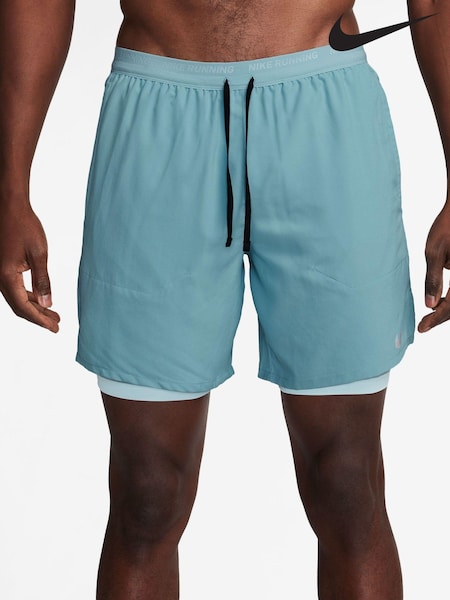 Nike Vintage Green Dri-FIT Stride 7 Inch 2-In-1 Running Shorts (K86317) | €36