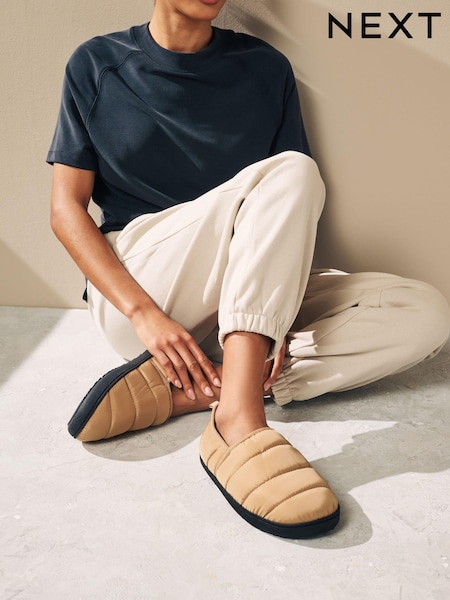 Camel Water Repellent Quilted Shoot Slippers (K86490) | €14