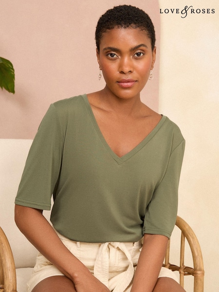 Love & Roses Premium Jersey V Neck T-Shirt (K88286) | 91 LEI
