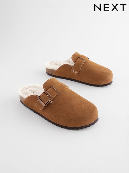 Rjava - Suede Faux fur lined Slip On Clogs (K91357) | € 22 - € 29