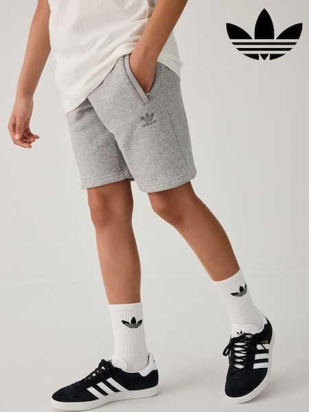 adidas originals Grey Small Trefoil Logo Shorts (K97611) | ₪101