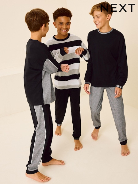 Monocromático - 3 Pack Long Sleeve Pyjamas (3-16yrs) (K99152) | 44 € - 55 €