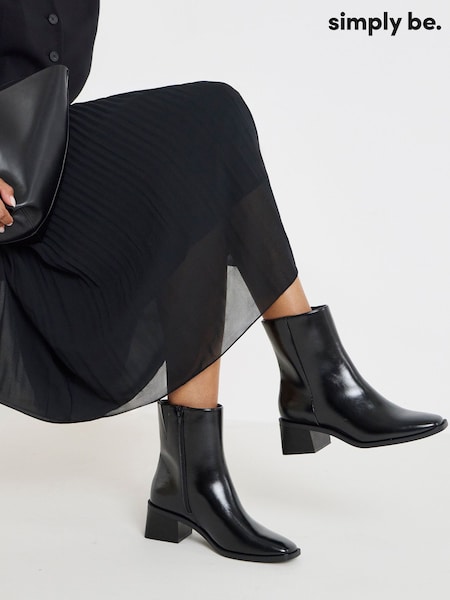 Black - Simply Be Square Toe Ankle Boots