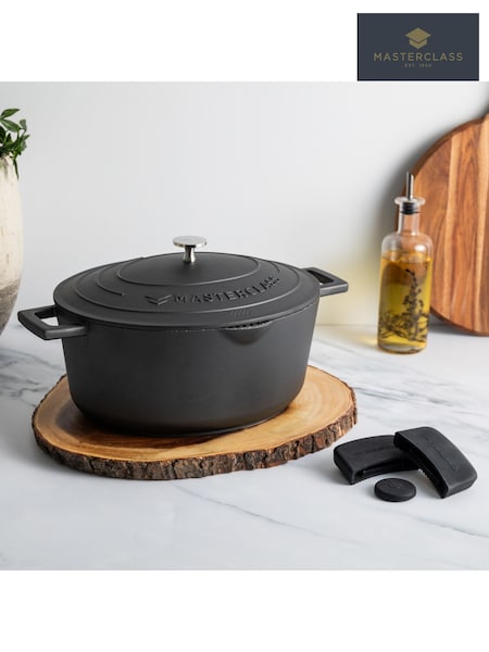 Masterclass Oval Cast Aluminium Casserole Dish With Handle Cover