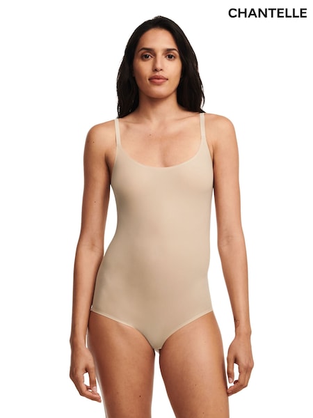 Vaalea beige - Chantelle Soft Stretch Body (M02675) | €46