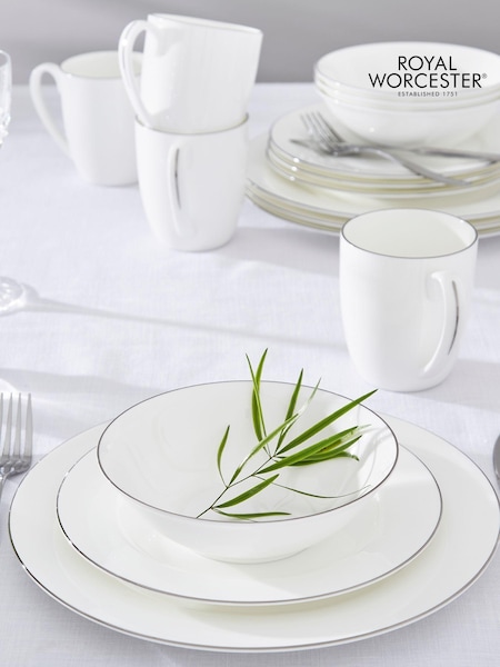 Royal Worcester 16 Piece White Serendipity Platinum Band Dinner Set (M23188) | €207
