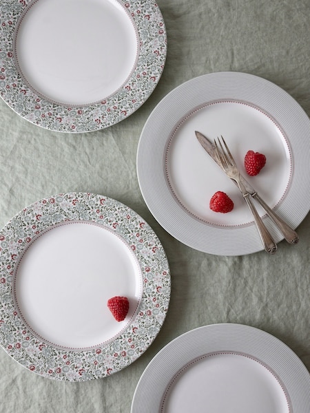 Laura Ashley Set of 4 Green Wild Clematis Plates (M35325) | €25