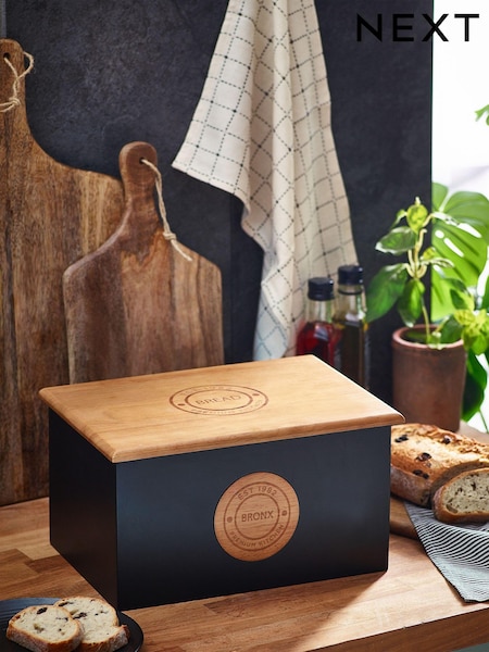 Black Bronx Bread Bin and Board (M38875) | €39