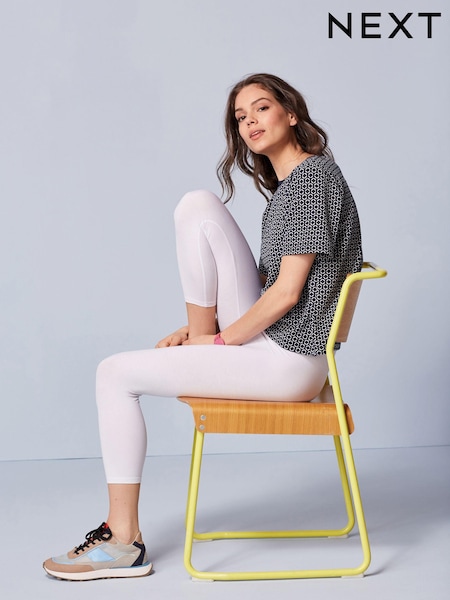 أبيض - Cropped Leggings (M43257) | ‏46 ر.س.‏