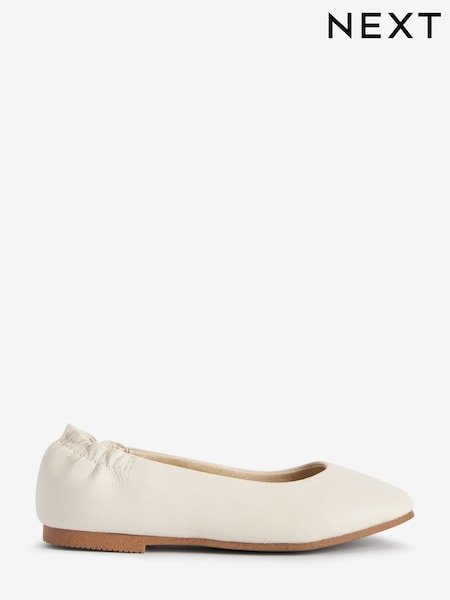 Cream Ballet Shoes (M43983) | €9 - €12