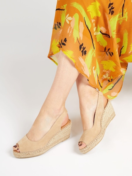 Бежевый - Jones Bootmaker Ladies Natural Rosanna Slingback Wedges (M44491) | €105