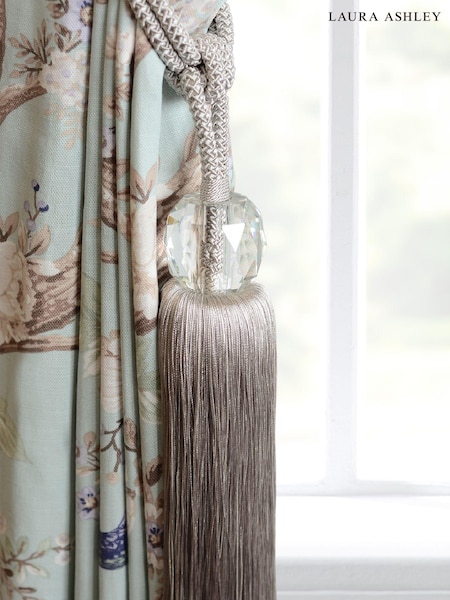 Laura Ashley Dove Grey Loren Glass Tassel Curtain Tieback (M51109) | €39