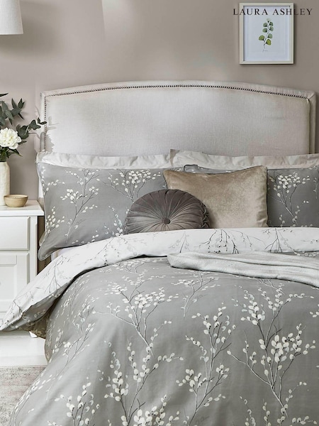 Laura Ashley Set of 2 Steel Grey Pussy Willow 100% Cotton Pillowcases (M59129) | €27