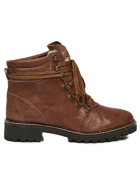 Celtic & Co Brown Hiker Boots (M62086) | €102