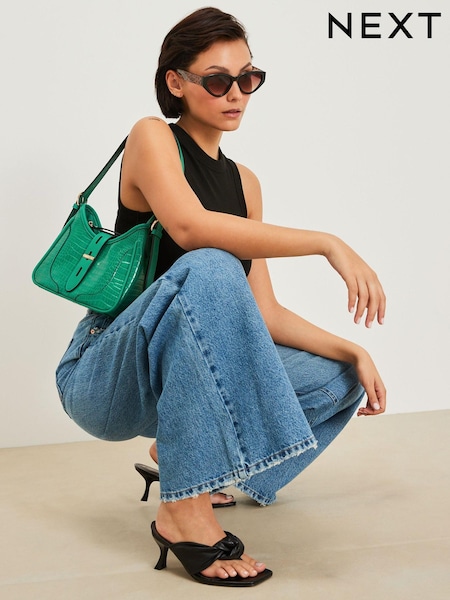 črna - Signature Twist Toe Post Mules (M64642) | € 19