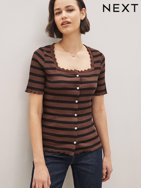 Čokoladno rjava - Striped Square Neck Half Sleeve Scallop Top (M68339) | € 12
