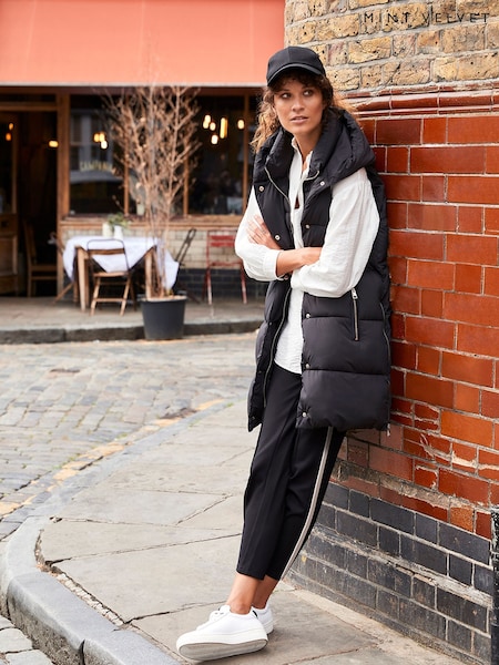 Mint Velvet Padded Longline Gilet (M71579) | €219